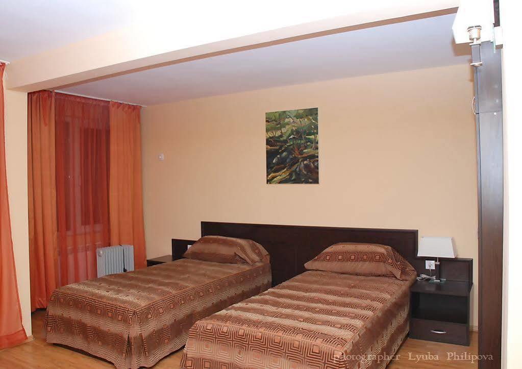 וראצה Family Art-Hotel Zora מראה חיצוני תמונה